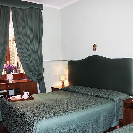 Anne & Mary Bed and Breakfast Ρώμη Εξωτερικό φωτογραφία